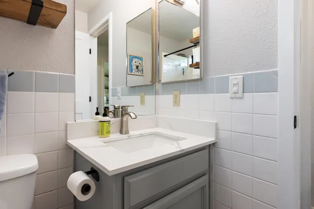 $530,000 | 4101 Arlington Avenue, Sacramento, CA 95820