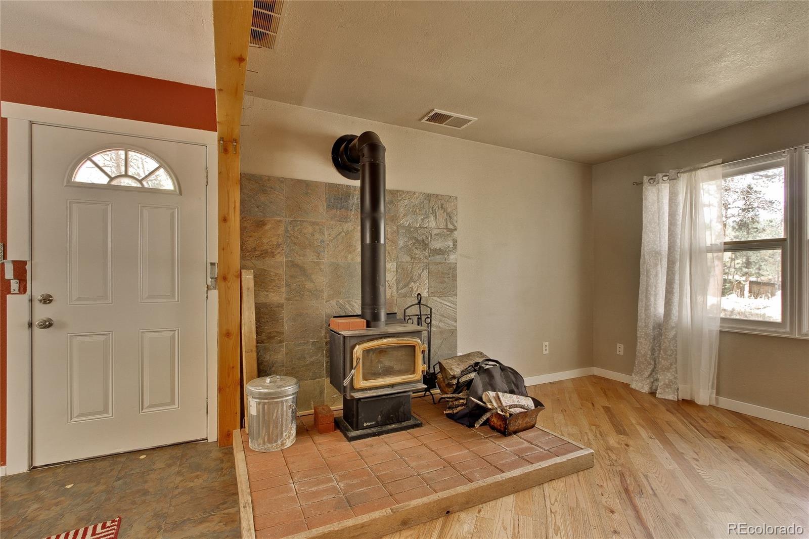 122 Ridge Road Ward, CO 80481 - Photo 5 of 35