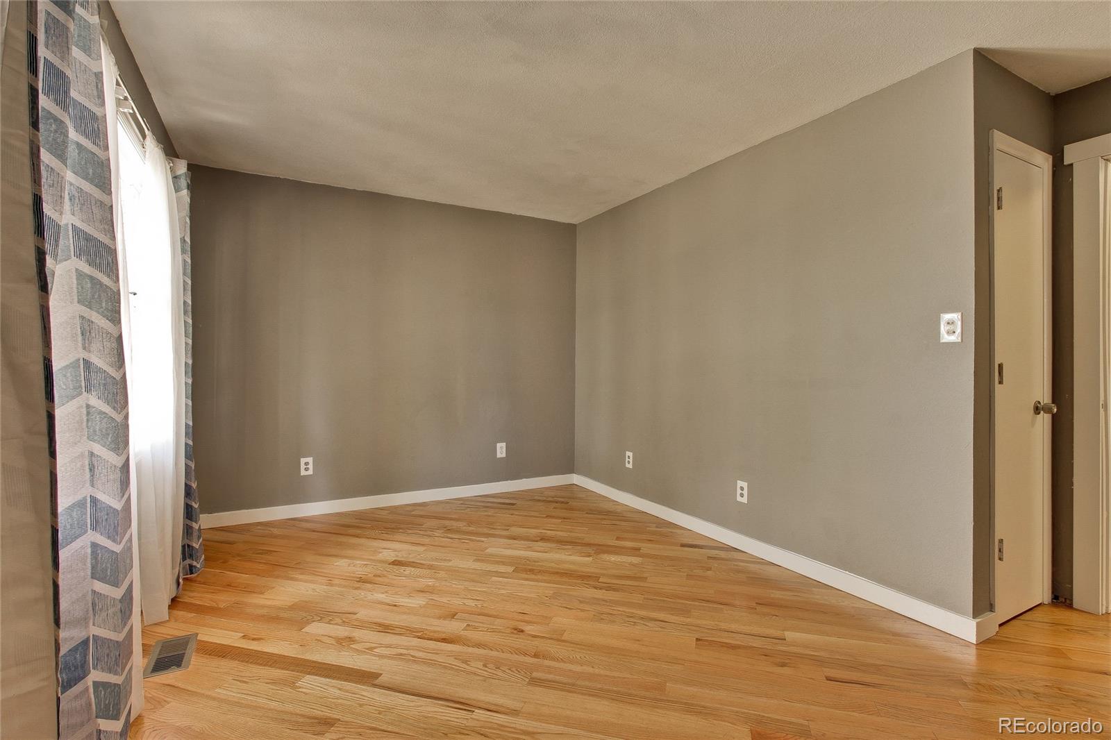 122 Ridge Road Ward, CO 80481 - Photo 10 of 35