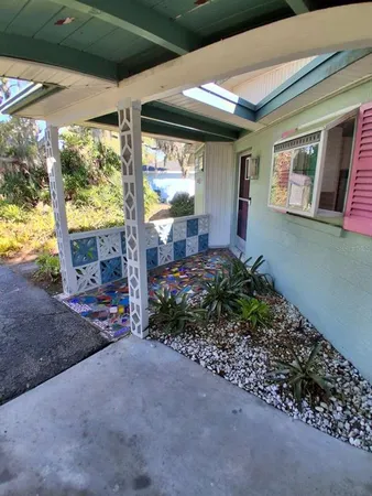 a front view of house with yard
