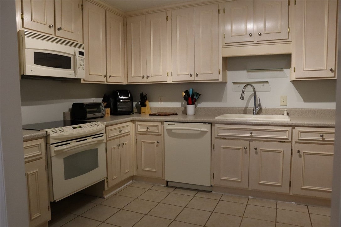 701 Rustic Street Opelika, AL 36801 - Photo 6 of 17 Gallery Image 6