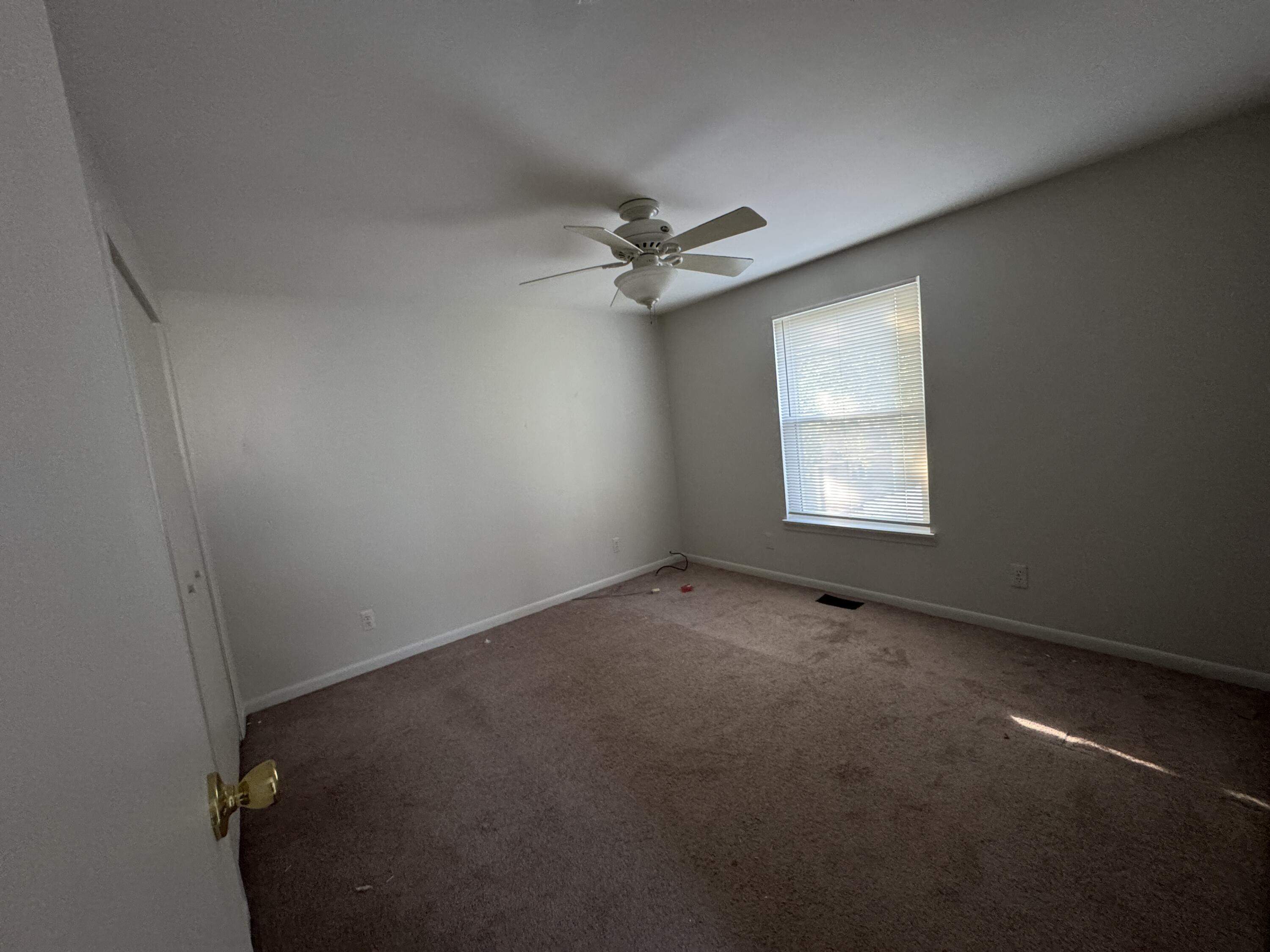 253 Massoit Street Clawson, MI 48017 - Photo 6 of 10 05