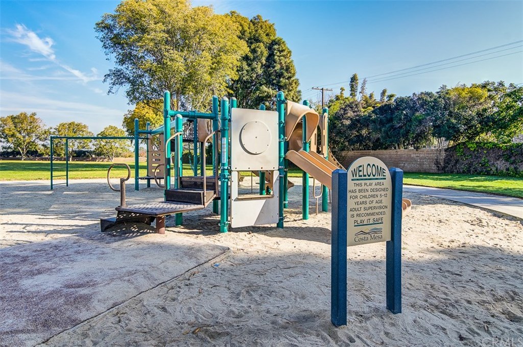 168 23rd Street, Unit D Costa Mesa, CA 92627 - Photo 37 of 41