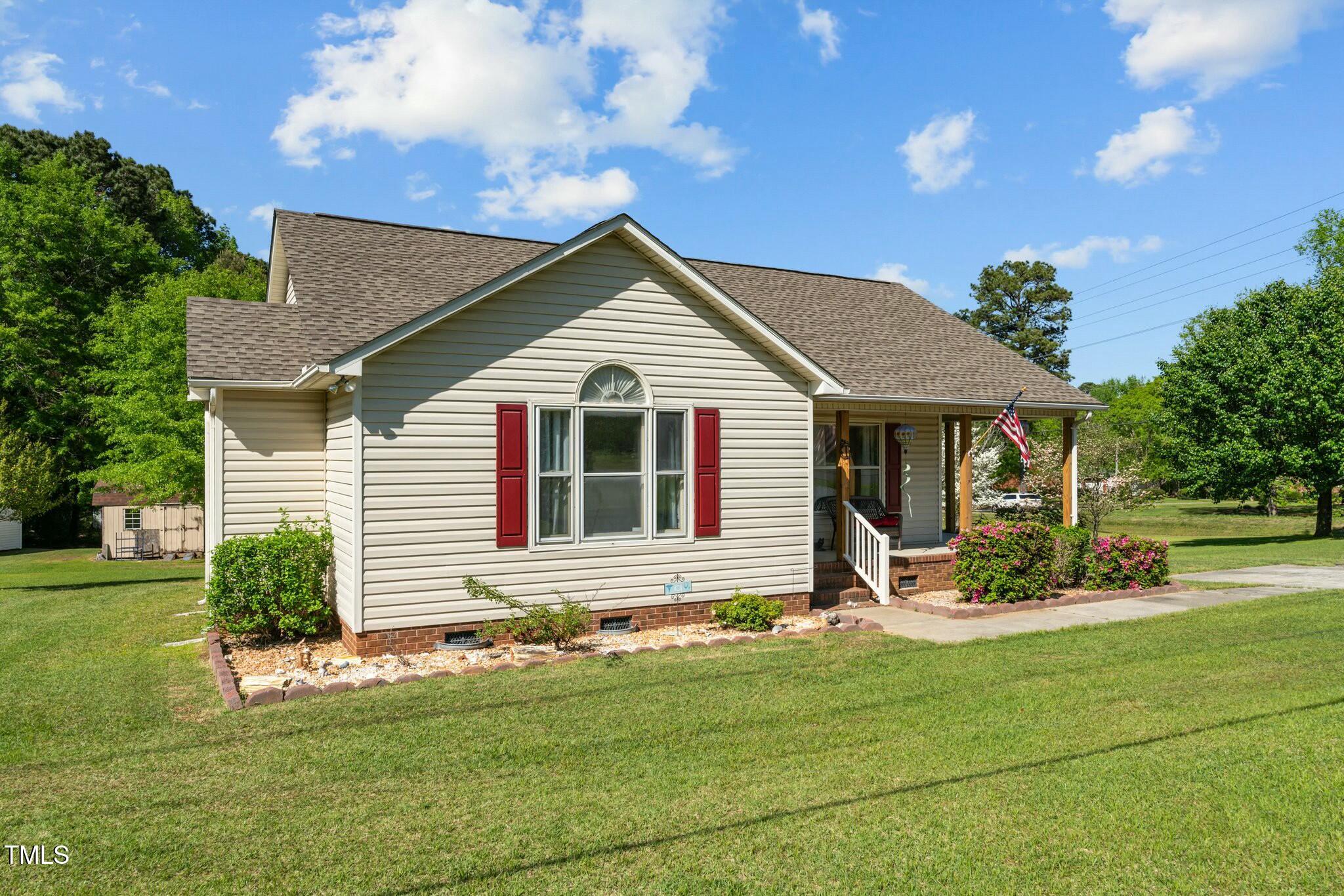 20 Sanders Road Benson, NC 27504 - Photo 3 of 45 tempImageZ7ERFi