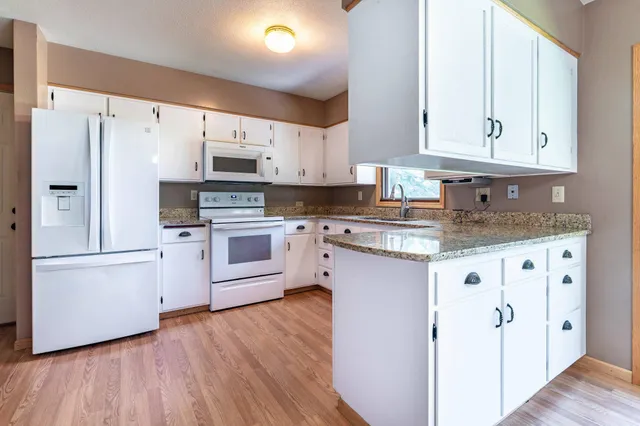 $399,900 | 24519 East Rivers Bend Road, Fergus Falls, MN 56537