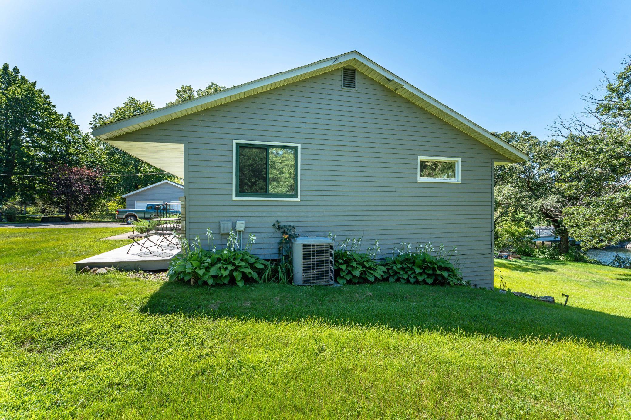 24519 East Rivers Bend Road Fergus Falls, MN 56537 - Photo 9 of 86