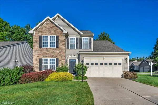 $449,900 | 920 Alder Run Way, Akron, OH 44333