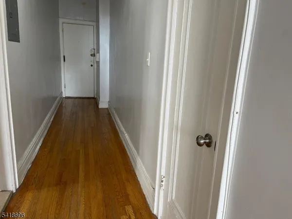 $2,000 | 32 Woodcliff Avenue, Unit B4, North Bergen, NJ 07047