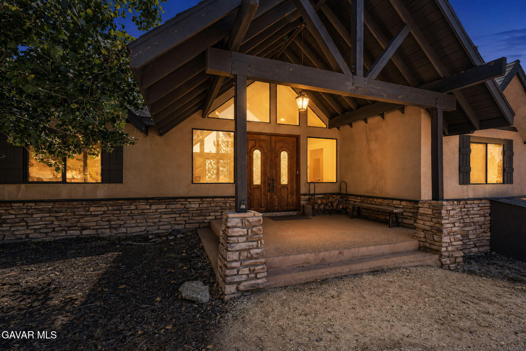 25620 High Rock Court Tehachapi, CA 93561 - Photo 2 of 49 2-web-or-mls-Twilight 2