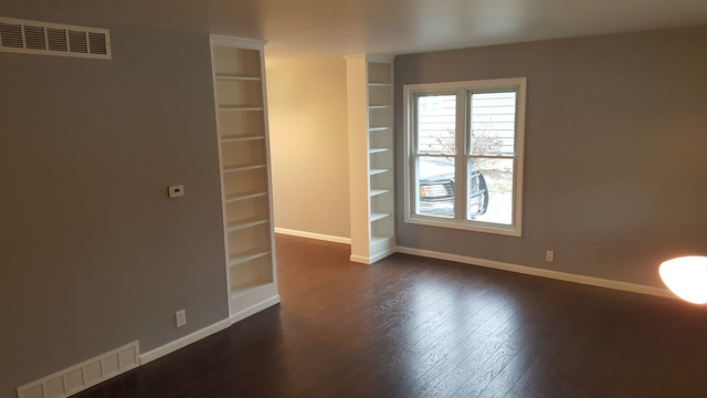 9 Woodcliff Road Montgomery, IL 60538 - Photo 2 of 15 Gallery Image 2