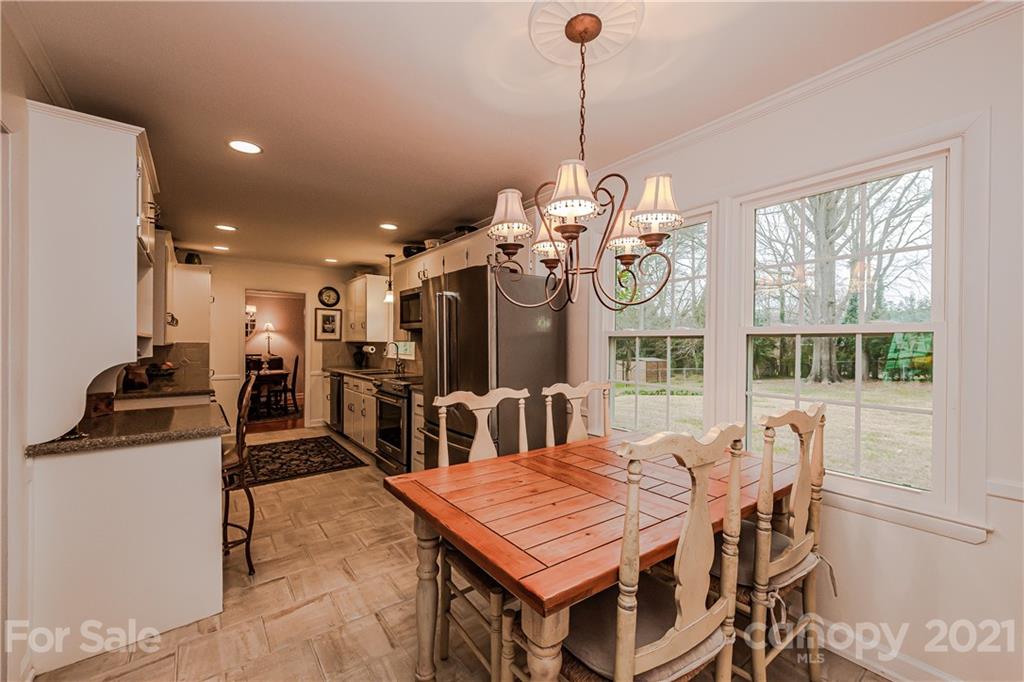3615 Round Oak Road Charlotte, NC 28210 - Photo 14 of 41 Gallery Image 14