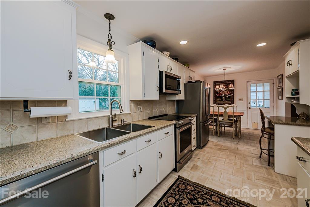 3615 Round Oak Road Charlotte, NC 28210 - Photo 20 of 41 Gallery Image 20