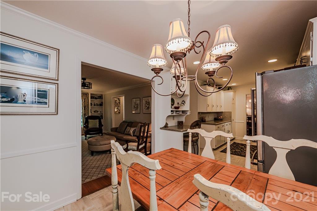 3615 Round Oak Road Charlotte, NC 28210 - Photo 22 of 41 Gallery Image 22