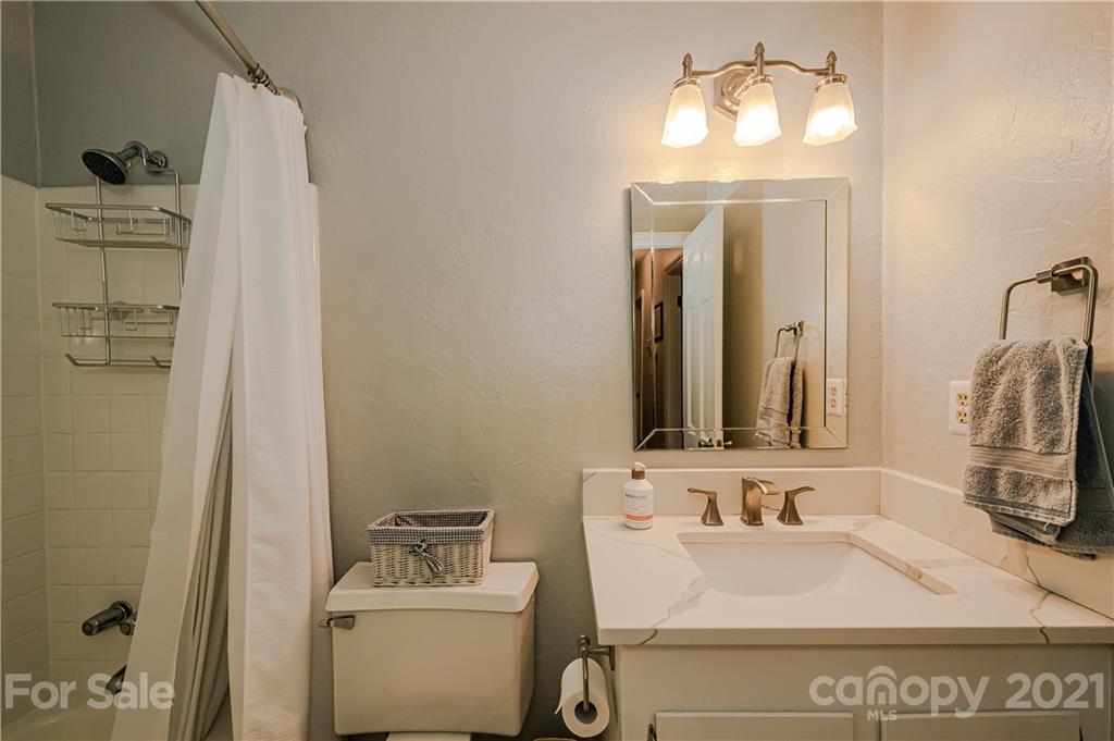 3615 Round Oak Road Charlotte, NC 28210 - Photo 31 of 41 Gallery Image 31