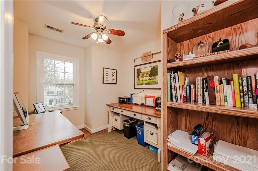3615 Round Oak Road Charlotte, NC 28210 - Photo 32 of 41 Gallery Image 32