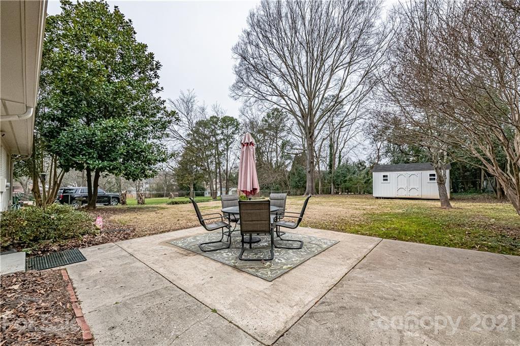 3615 Round Oak Road Charlotte, NC 28210 - Photo 35 of 41 Gallery Image 35