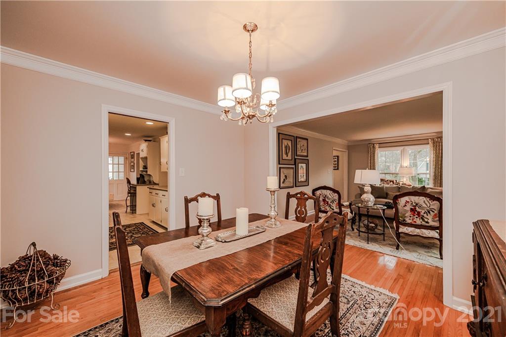 3615 Round Oak Road Charlotte, NC 28210 - Photo 8 of 41 Gallery Image 8