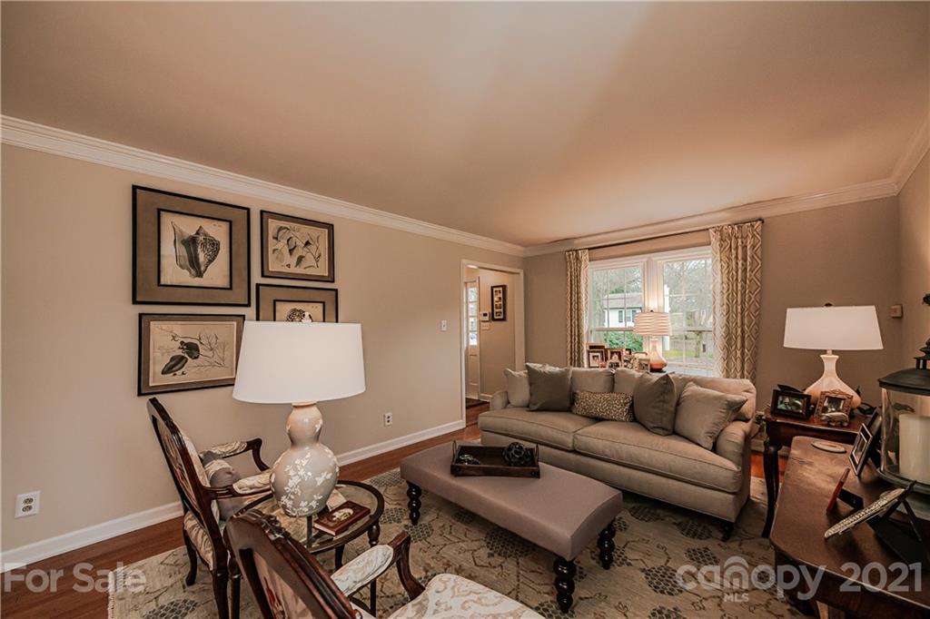 3615 Round Oak Road Charlotte, NC 28210 - Photo 9 of 41 Gallery Image 9