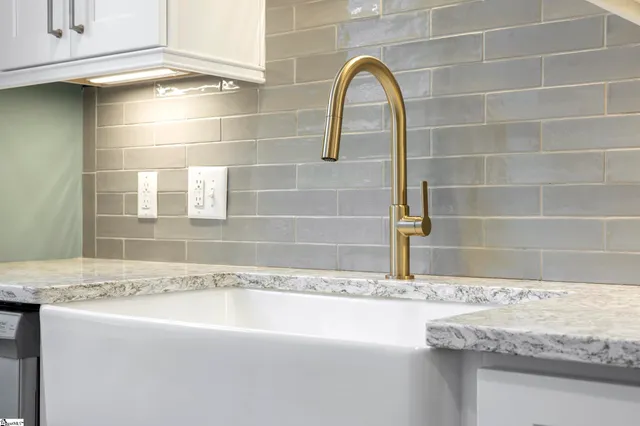 $299,500 | 925 Cleveland Street, Unit 57, Greenville, SC 29601