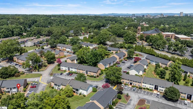 $299,500 | 925 Cleveland Street, Unit 57, Greenville, SC 29601