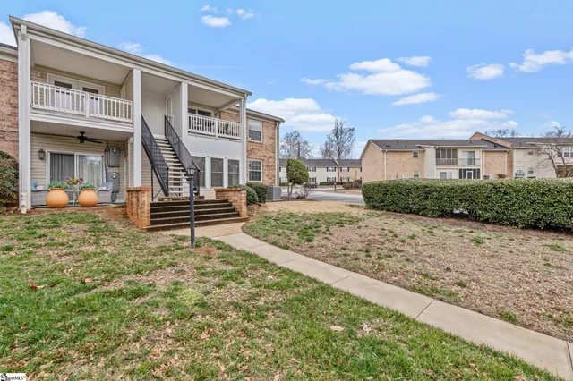 $285,000 | 925 Cleveland Street, Unit 57, Greenville, SC 29601