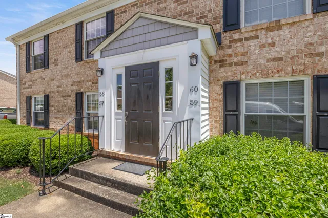 $299,500 | 925 Cleveland Street, Unit 57, Greenville, SC 29601
