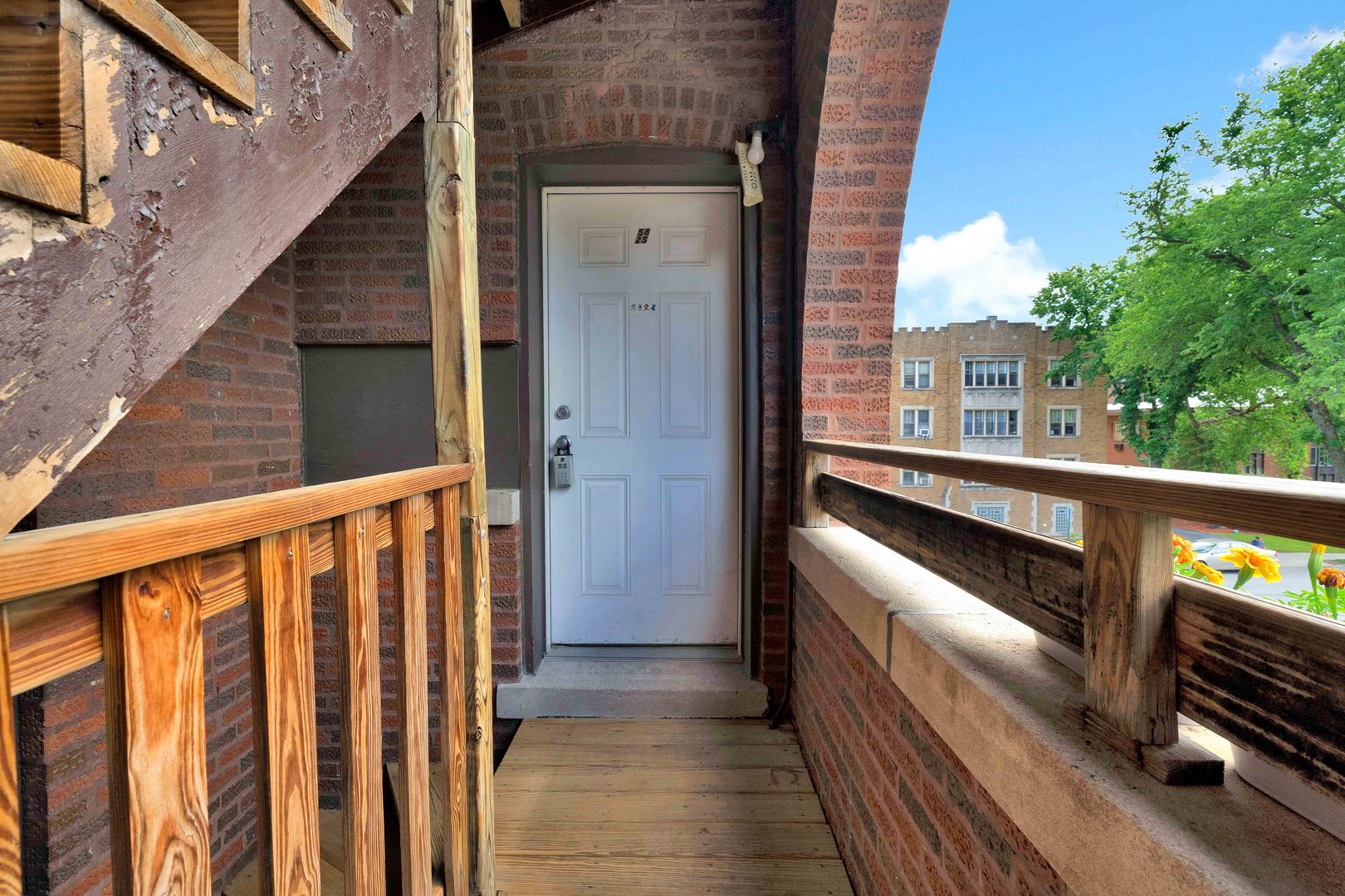 58 Forest Avenue, Unit 2S Riverside, IL 60546 - Photo 14 of 18