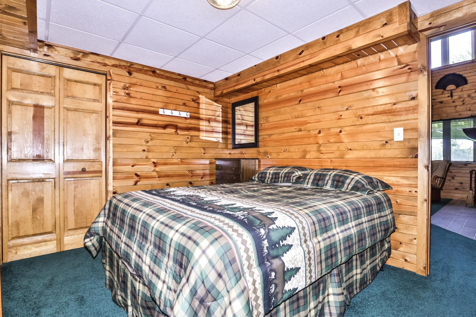 7871 South Foster Road Hurley, WI 54534 - Photo 8 of 31 Gallery Image 8