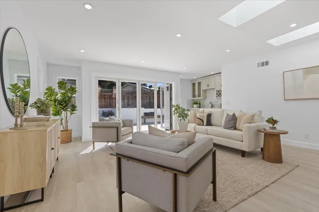 $1,798,995 | 2552 Castleton Drive, San Jose, CA 95148