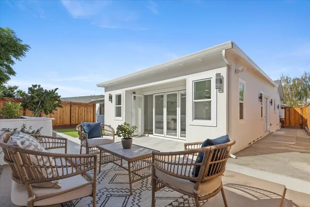 $1,798,995 | 2552 Castleton Drive, San Jose, CA 95148