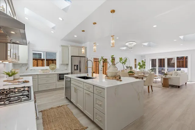 $1,798,995 | 2552 Castleton Drive, San Jose, CA 95148