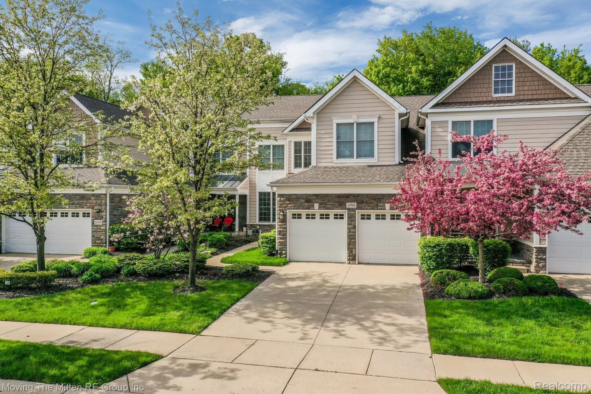 24906 Reeds Pointe Drive, Unit 47 Novi, MI 48374 - Photo 61 of 78 24906+Reeds+Pointe+Dr+Novi-60-web.jpg