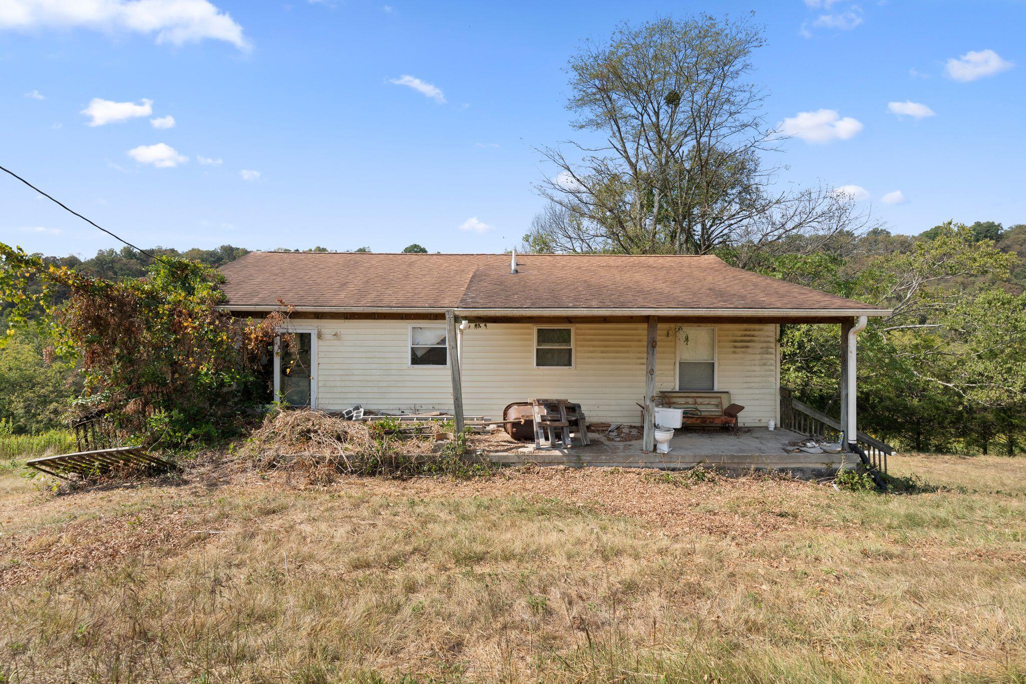 3890 Oregon Road Versailles, KY 40383 - Photo 19 of 36 Studio