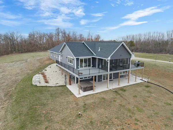 $713,660 | 4823 Rushford Avenue, Omro, WI 54963