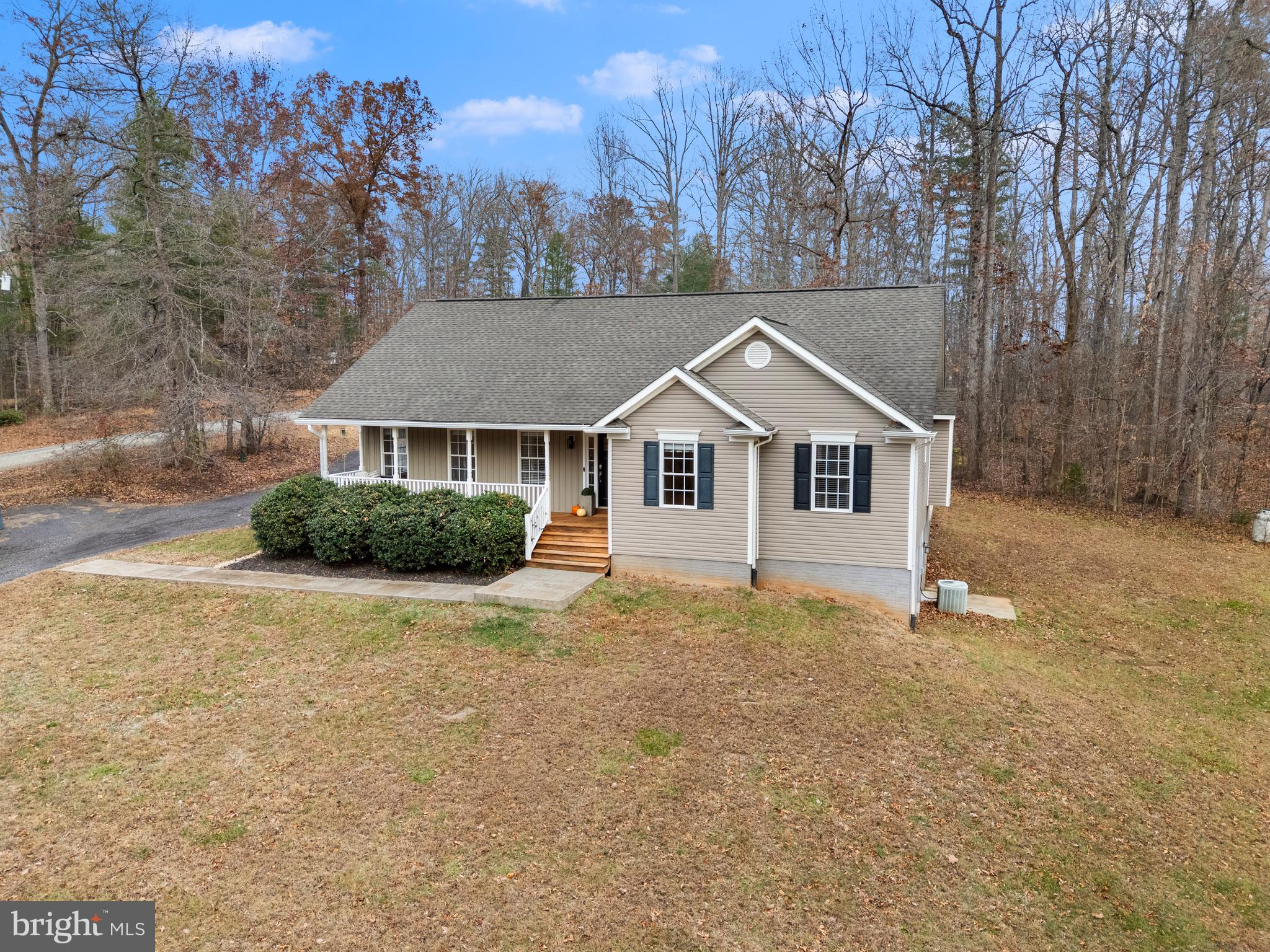 1522 Meander Run Road Locust Dale, VA 22948 - Photo 4 of 63