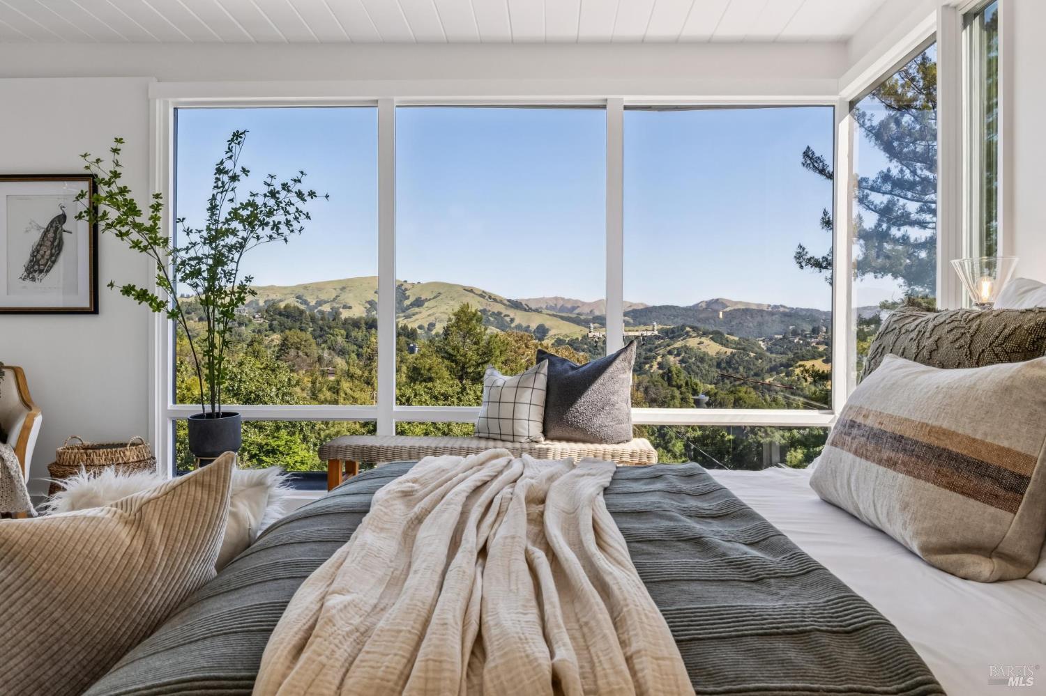 485 Scenic Road Fairfax, CA 94930 - Photo 4 of 75