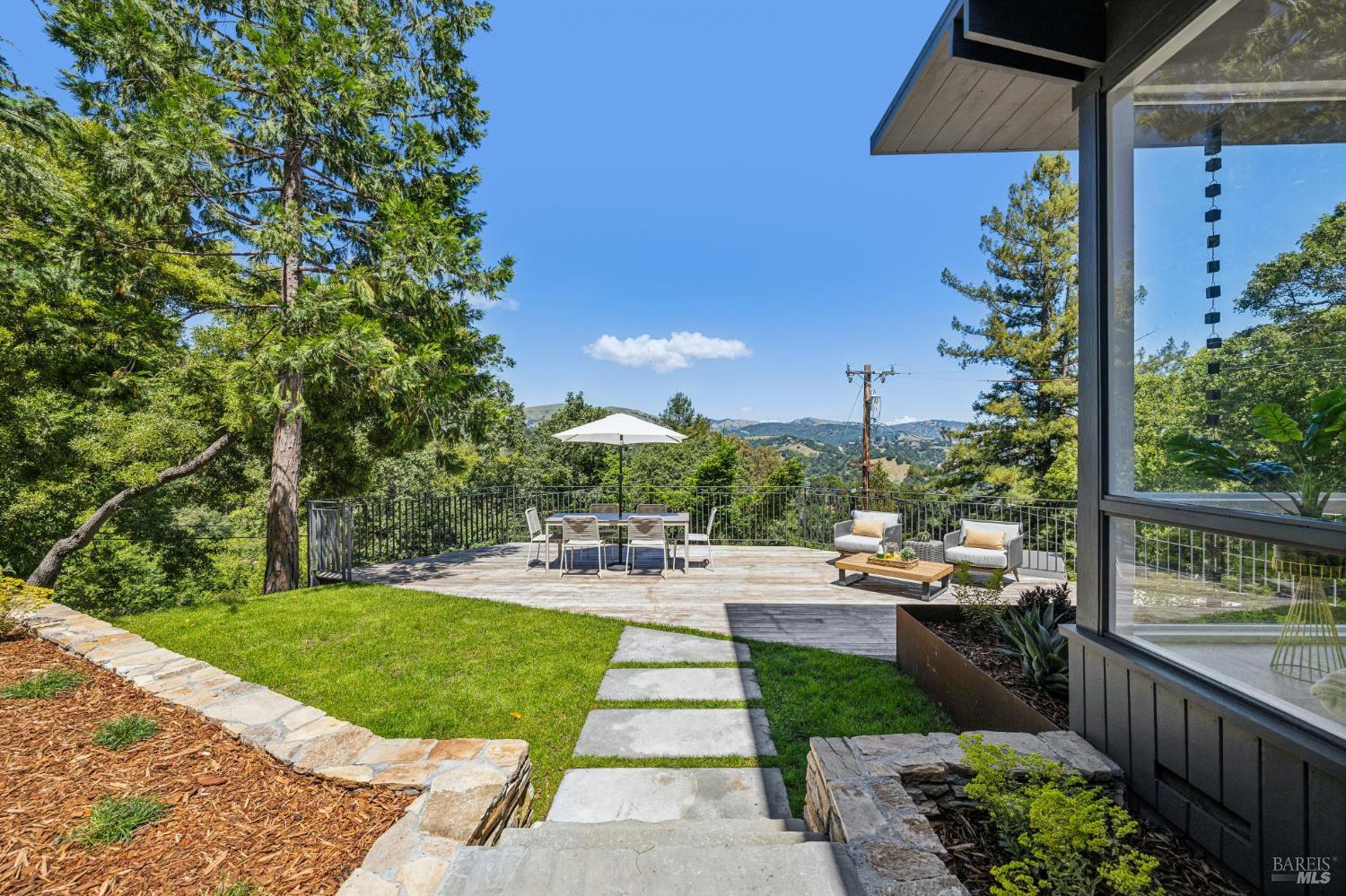 485 Scenic Road Fairfax, CA 94930 - Photo 5 of 75
