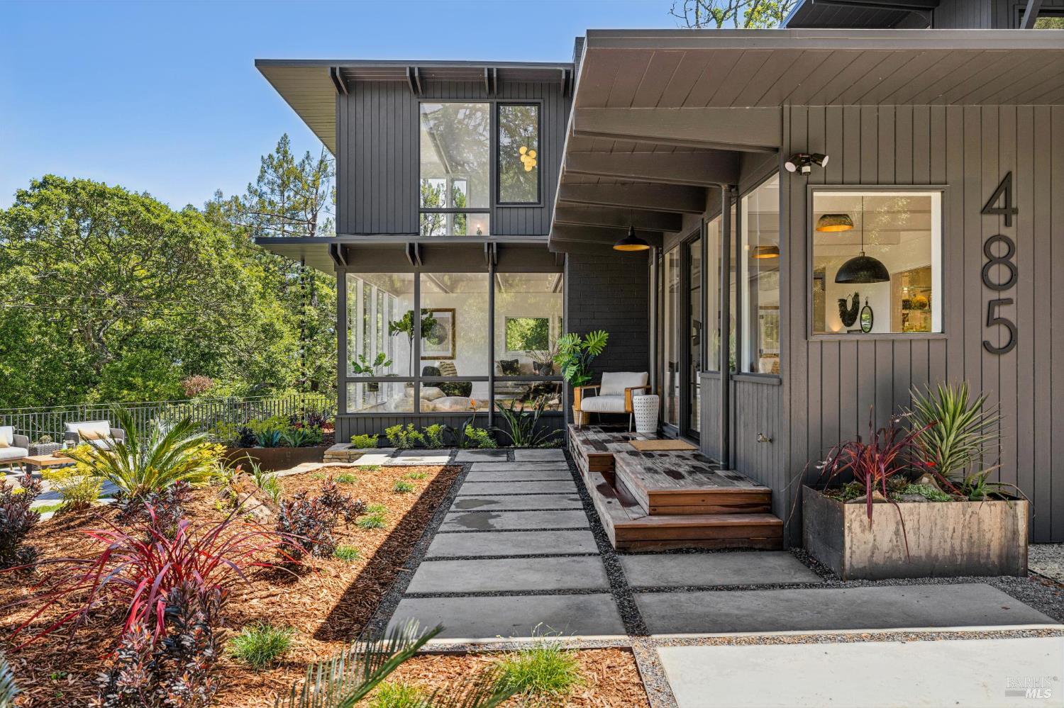 485 Scenic Road Fairfax, CA 94930 - Photo 9 of 75