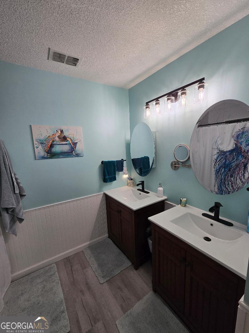 5002 Addison Trail Statesboro, GA 30458 - Photo 17 of 35 a kitchen with a sink and cabinets