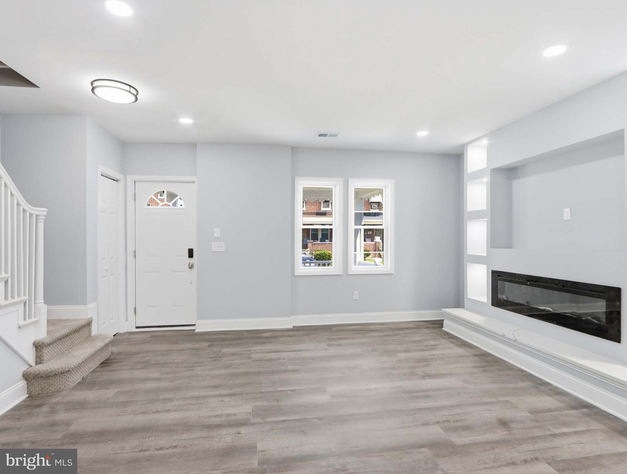 10 North Rosedale Street Baltimore, MD 21229 - Photo 3 of 25 Gallery Image 3