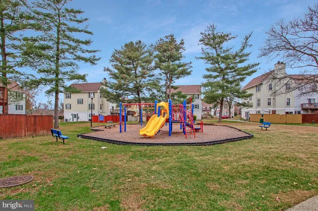 $300,000 | 1438 Orleans Court, Crofton, MD 21114