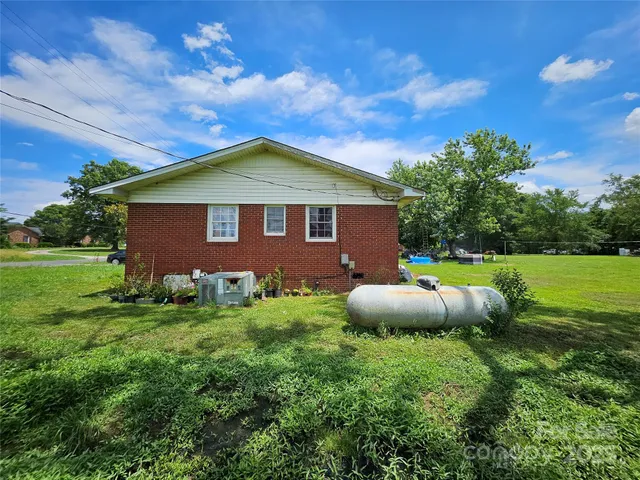 $205,000 | 1050 Old Peachland Road, Marshville, NC 28103