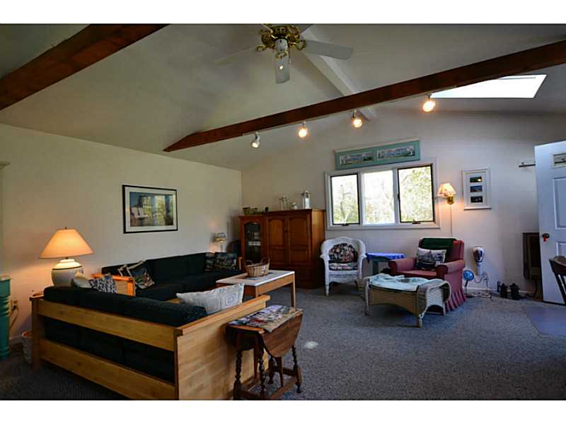 692 Corn Neck Road Block Island, RI 02807 - Photo 2 of 11 Den/Family/Great Room.