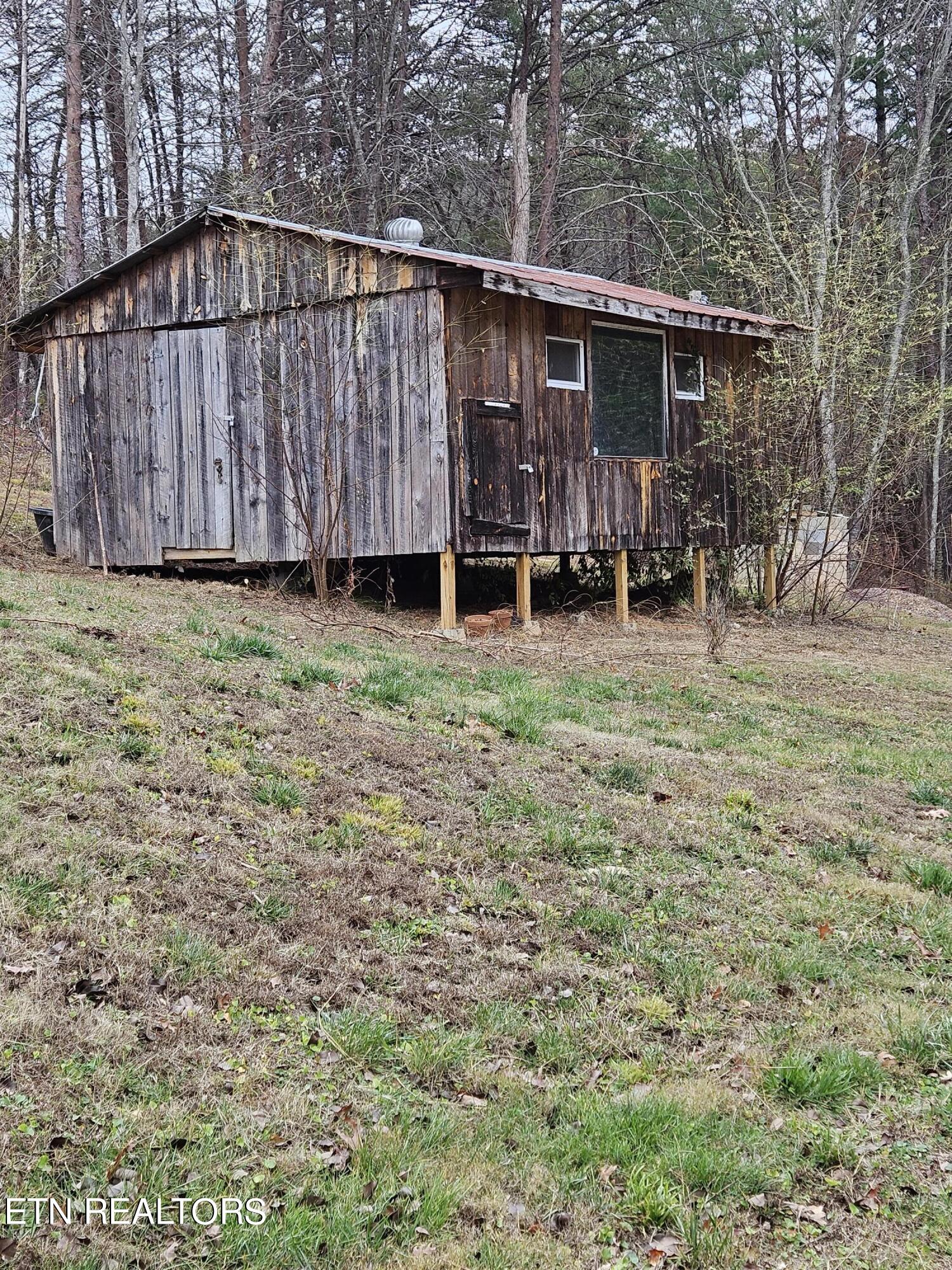 277 Fingerboard Road Tellico Plains, TN 37385 - Photo 17 of 41 20231126_115351