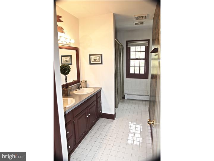 150 Grubb Road Pottstown, PA 19465 - Photo 19 of 25 Bathroom