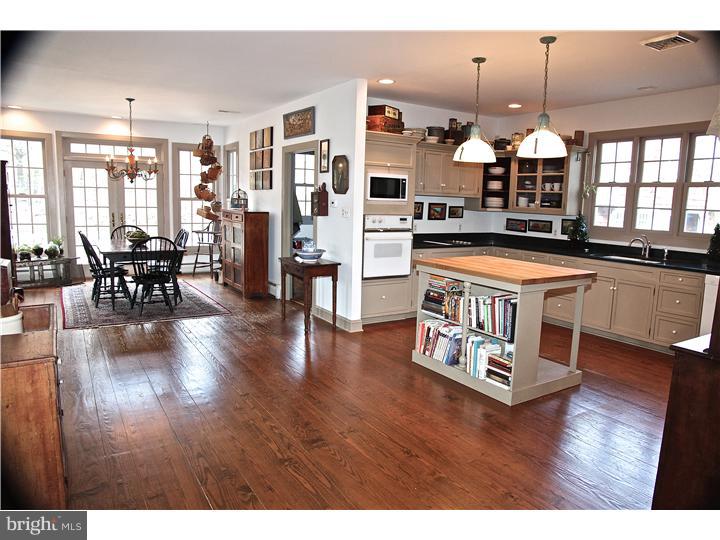 150 Grubb Road Pottstown, PA 19465 - Photo 8 of 25 Kitchen