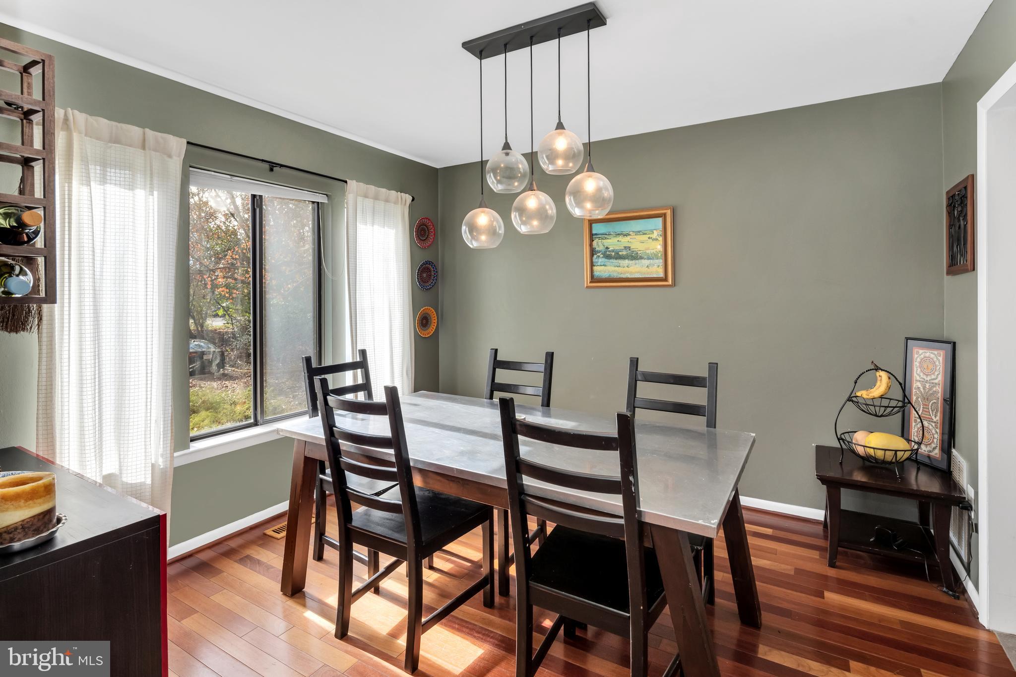 2054 Swans Neck Way Reston, VA 20191 - Photo 11 of 33