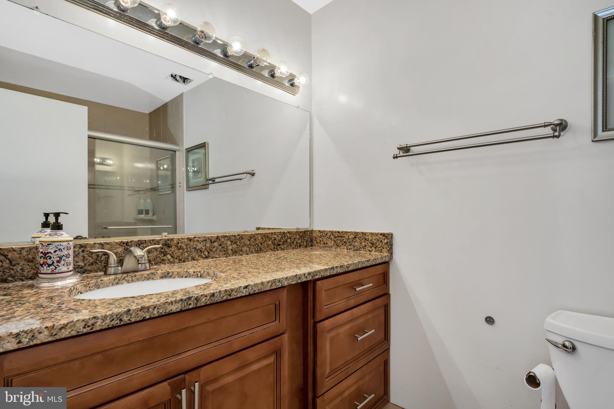 2054 Swans Neck Way Reston, VA 20191 - Photo 17 of 33
