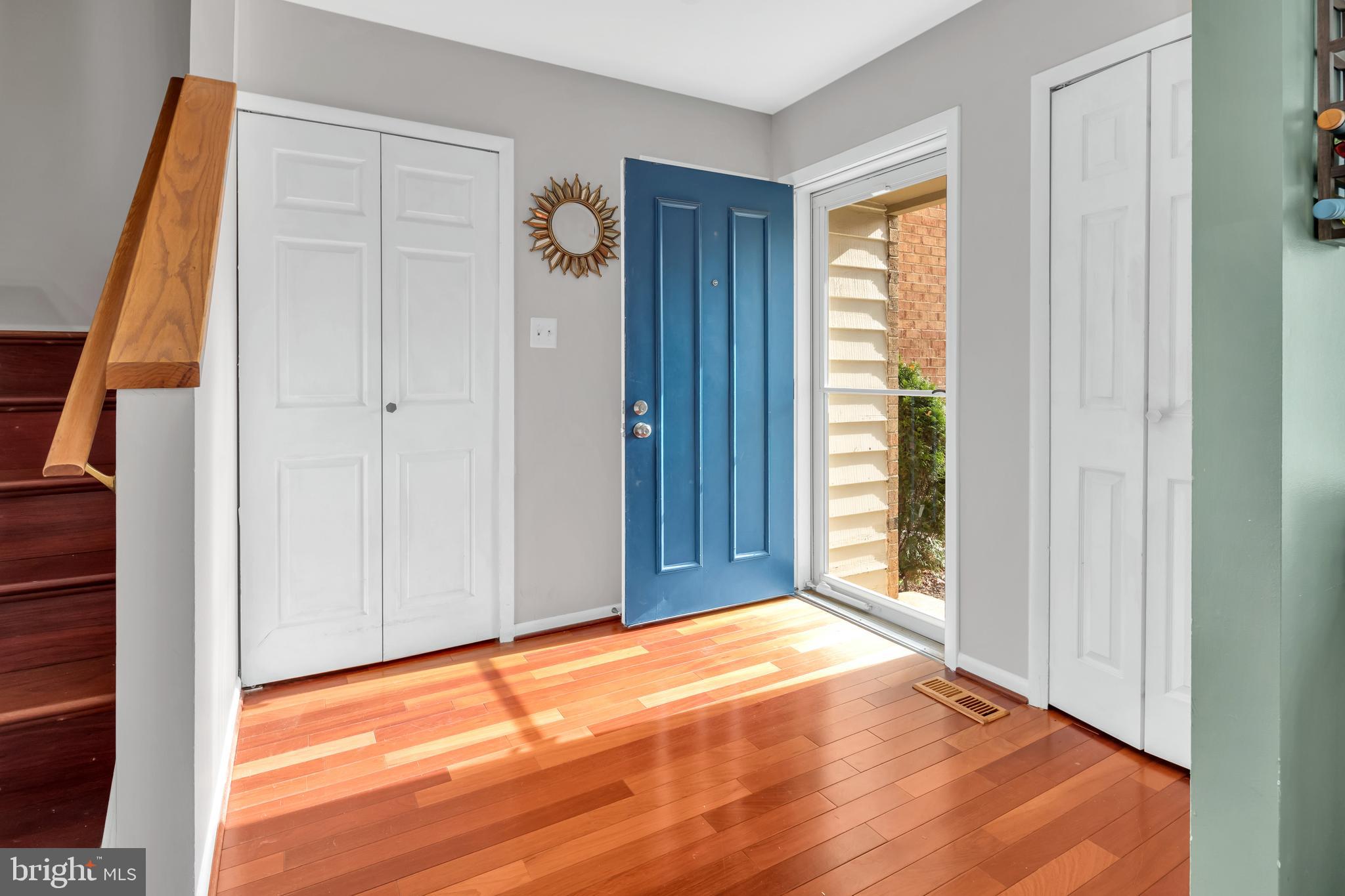 2054 Swans Neck Way Reston, VA 20191 - Photo 3 of 33