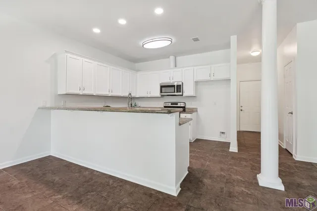 $240,000 | 5191 Hemingway Drive, Darrow, LA 70725